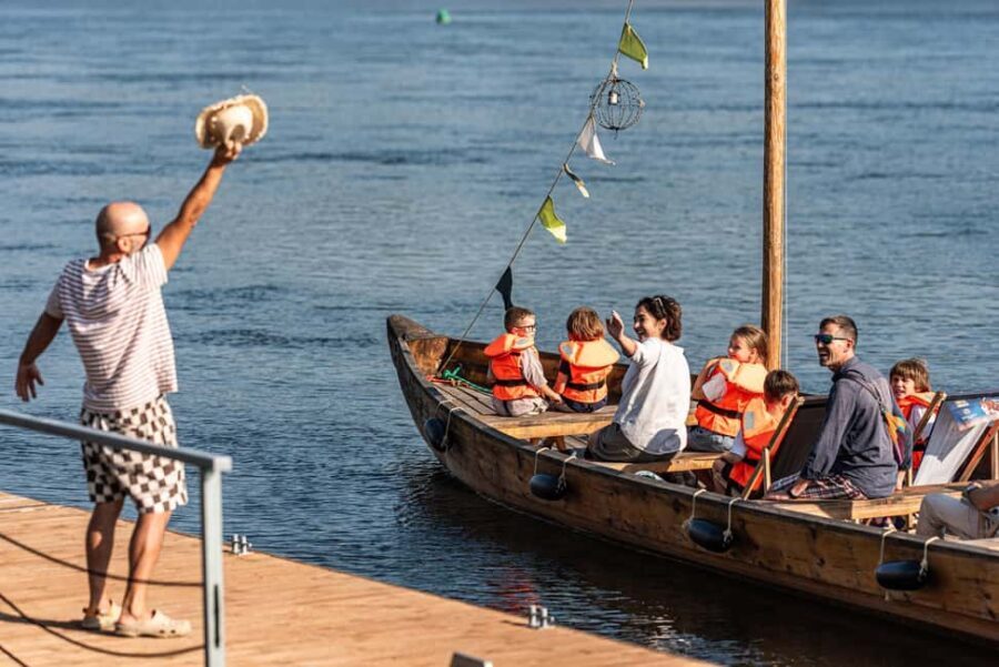Toru: Scenic Cruise on a Traditional Vistula Wooden Boat - Why This Cruise Might Be Perfect for You