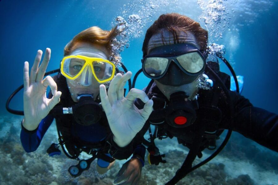 Tossa de Mar: PADI Discovery Scuba Diving in Costa Brava - Professional Guides and Safety
