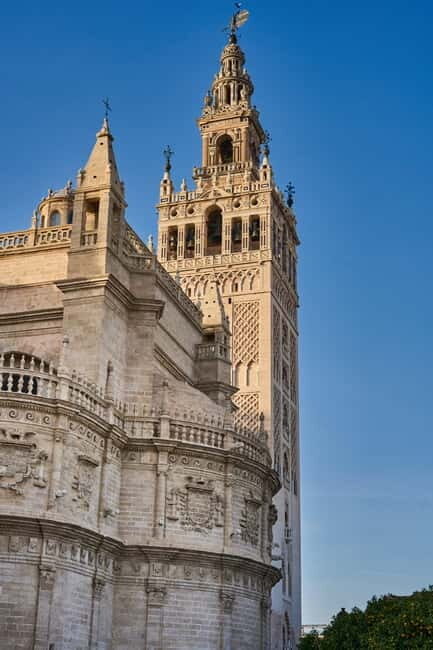 Tour of Seville Cathedral and Giralda - Climbing the Giralda: A Journey Through Time