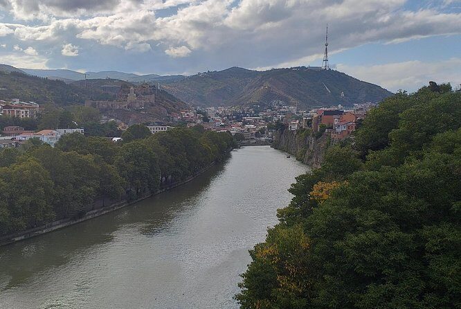 Tour planning in Georgia - Authenticity & Guide Experience
