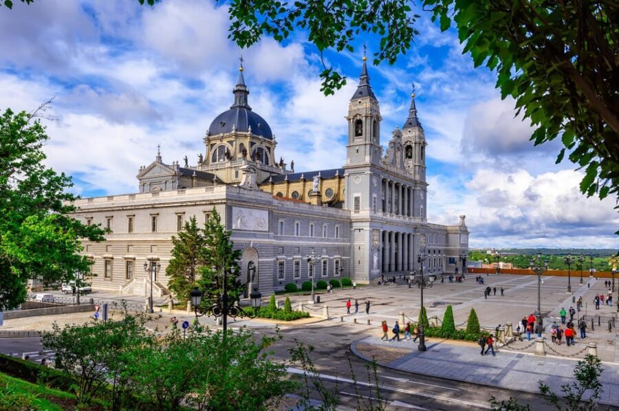 Tour: The History of Madrid: (Mayrit) 865 - 2025 - The Tour Experience: A Walk Through Madrid’s Old Town