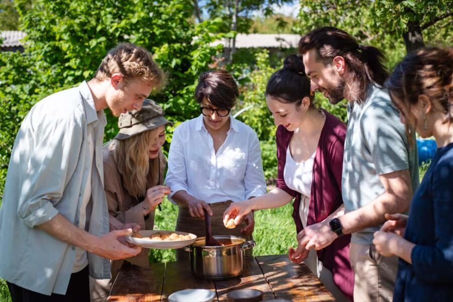 Traditional Vegetarian Food & Village Dance Masterclass - Who Should Consider This Experience?