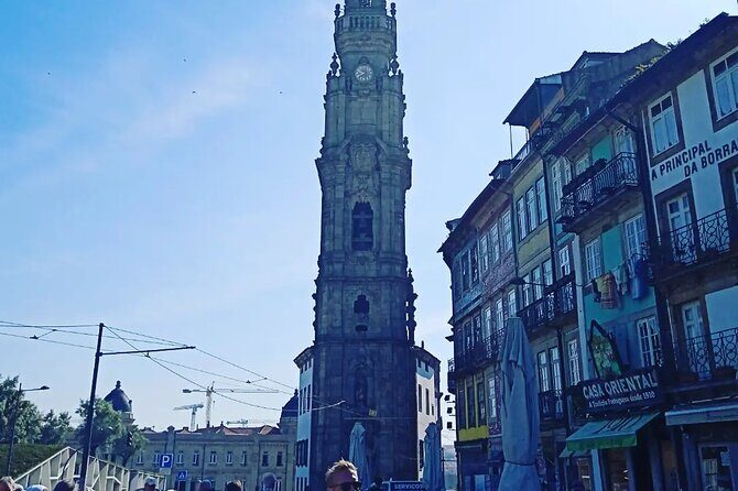 Transport Lisbon/Porto Porto/Lisbon with 2 optional stops - FAQs