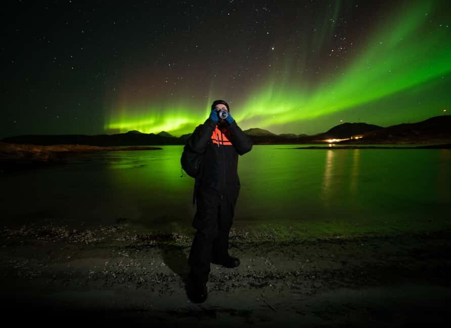 Tromsø: Night and Northern Lights Photography with a specialized Spanish photographer - The Science and Art of Aurora Photography