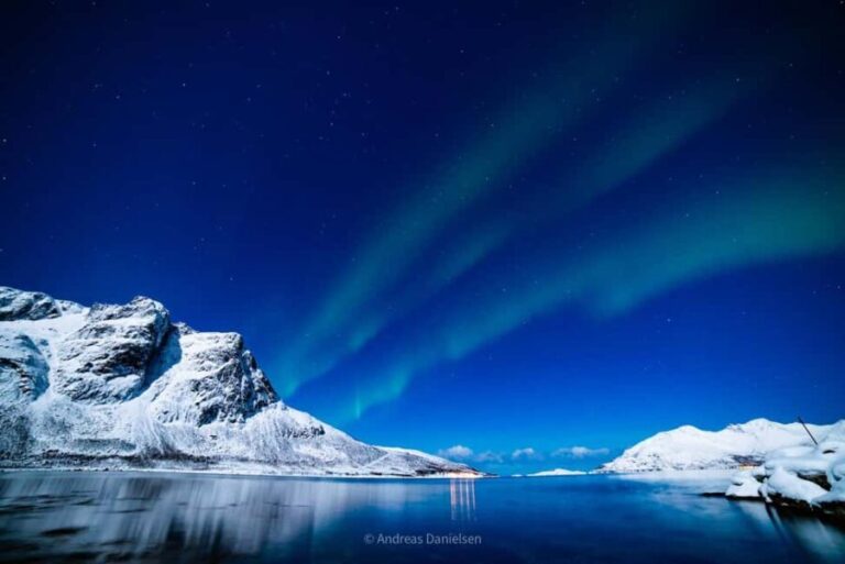 Tromsø: Private Northern Lights Minibus Tour with Photos - Why This Tour Excels