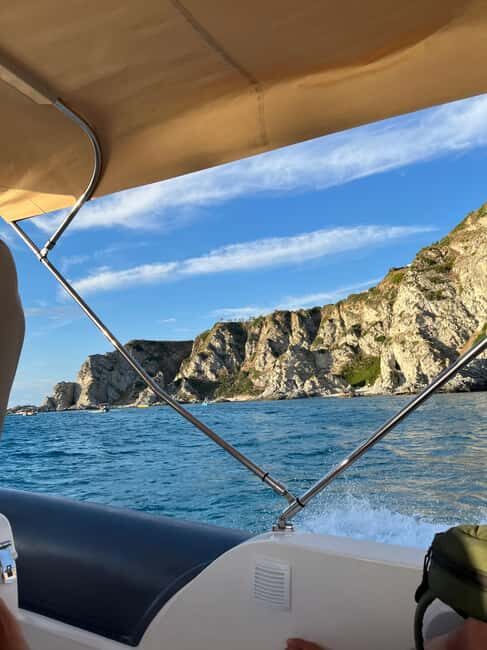 Tropea: tour in barca lungo la Costa degli Dei, snorkeling - Water Activities: Snorkeling & Paddleboarding