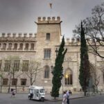 Valencia: Private 2 Hour or Half day City Highlights Tour - Practical Tips for Your Valencia Tour