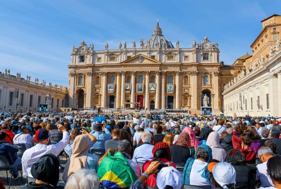 Vatican City: Papal Audience with Guide and Ticket - FAQs