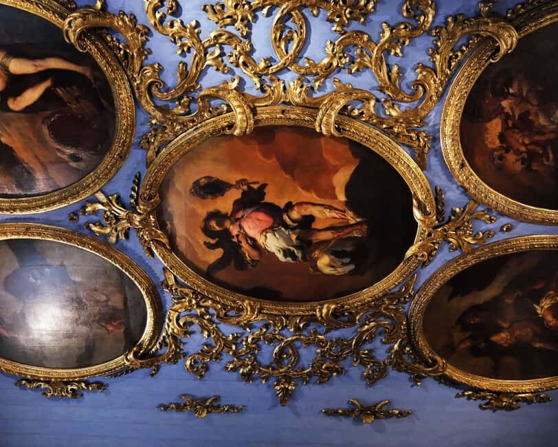 Venice: 1700 Grand Canal Palace Insight & Casanova's Allure - A Closer Look at the Experience