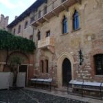 Verona Highlights Small Group Tour With an Expert Guide - Why This Tour Is a Great Deal