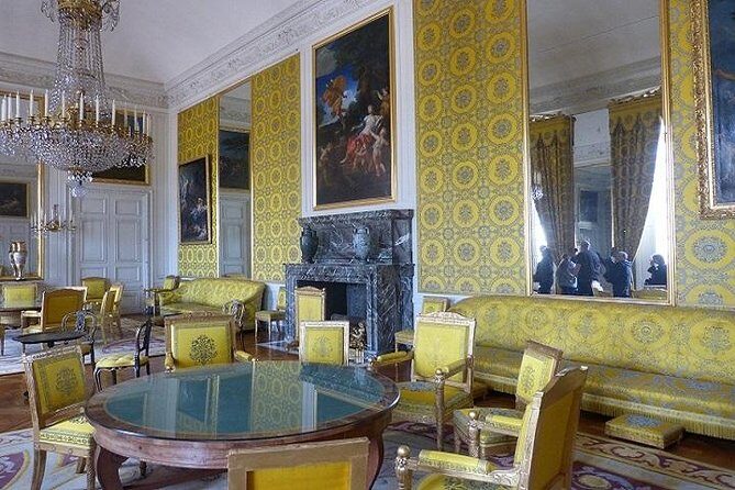 Versailles Guided Tour and Priority Access with Hotel* Pickup - The Tours: Options for Every Traveler