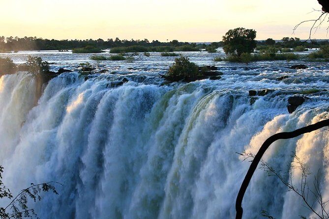 Victoria Falls Guided Tour with Hotel Pickup - Detailed Breakdown of the Itinerary