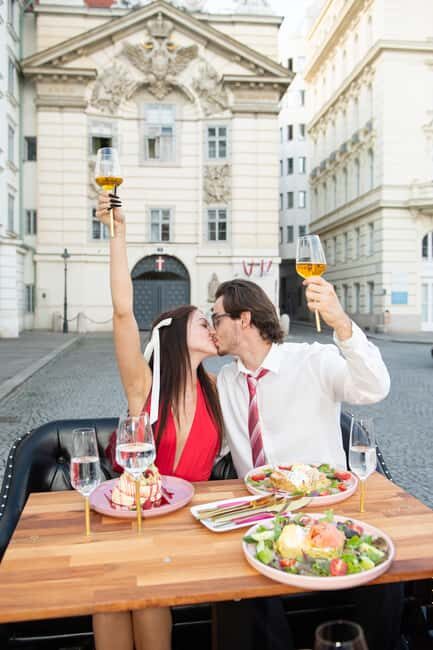 Vienna City Tour and Gourmet Lunch in a Classic Oldtimer - Who Will Love This Tour?