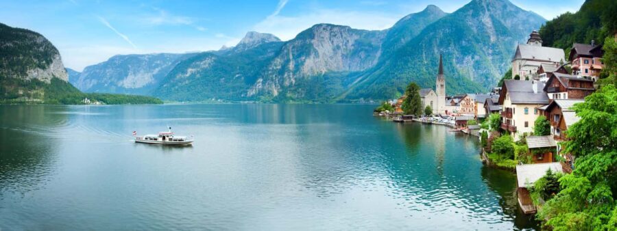 Vienna: Hallstatt Salzkammergut Day Tour with option skywalk - Evaluating the Experiences Value