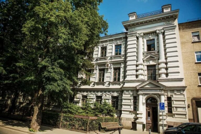 Vilnius: The Way of Freedom: Behind the Walls of the KGB - The Value of This Tour