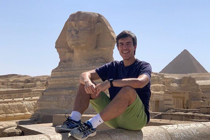 Vip Day Tour to Giza Pyramids, Sphinx, Gem Museum, and Lunch - Authentic Experiences and Practical Tips