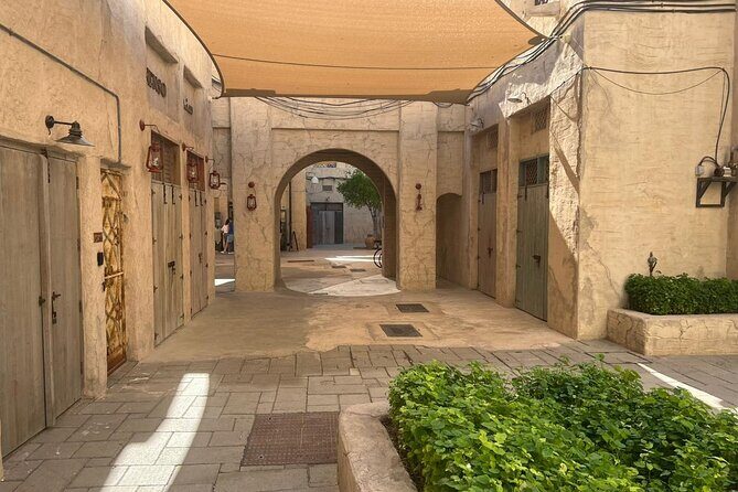 Visit Old Dubai History, Culture, Neighborhood Walking Tour - Who Will Love This Tour?