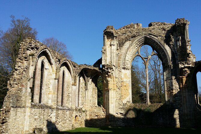 Visit Stonehenge and Salisbury from Southampton - The Sum Up