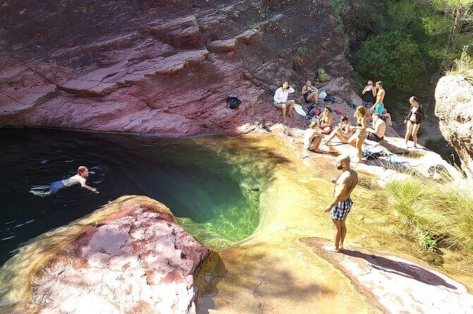 Visit the Deepest Natural Pool in Valencia - el Pozo Negro - The Hike and the Natural Pools