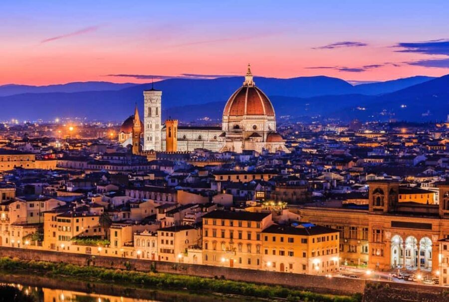 Walking Tour: Halloween in Florence among Crimes, Revenge, and Mysteries - Who Should Consider This Experience?