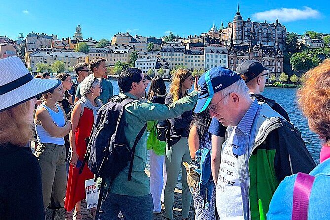 Walking Tour of Stockholm's Old Town, Gamla Stan - A Close Look at the Stockholm Old Town Walking Tour