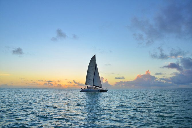 West Sunset : OCÉANE 3 Hours Private Sunset Cruise - An Introduction to the OCÉANE Sunset Cruise