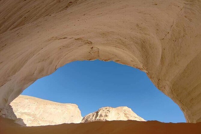 "White & Black Desert Safari  1 Night, 2 Days of Exploration" - Potential Drawbacks or Considerations
