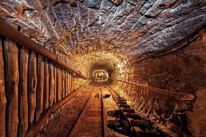 Wieliczka Salt Mine Half-Day Tour from Kraków - What Makes This Tour Stand Out