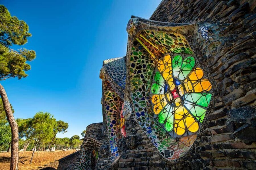 Wines & Wonders: Gaudís Hidden Gems - An In-Depth Look at the “Wines & Wonders: Gaudi’s Hidden Gems” Tour
