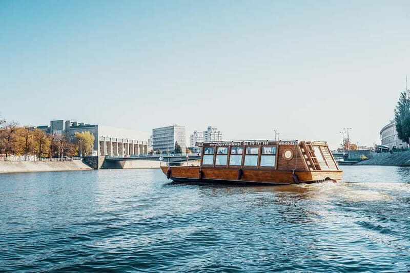 Wroclaw: Old Town Sunset Boat Cruise - What Is the Wroclaw Old Town Sunset Boat Cruise?