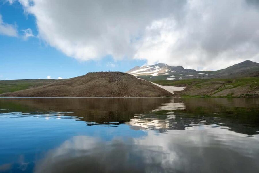 Yerevan: Day Tour to Amberd Fortress, Aragats and Kari Lake - The Pros and Cons