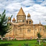 Yerevan: Echmiatsin St. Hripsime/Gayane, City tour Zvartnots - FAQs
