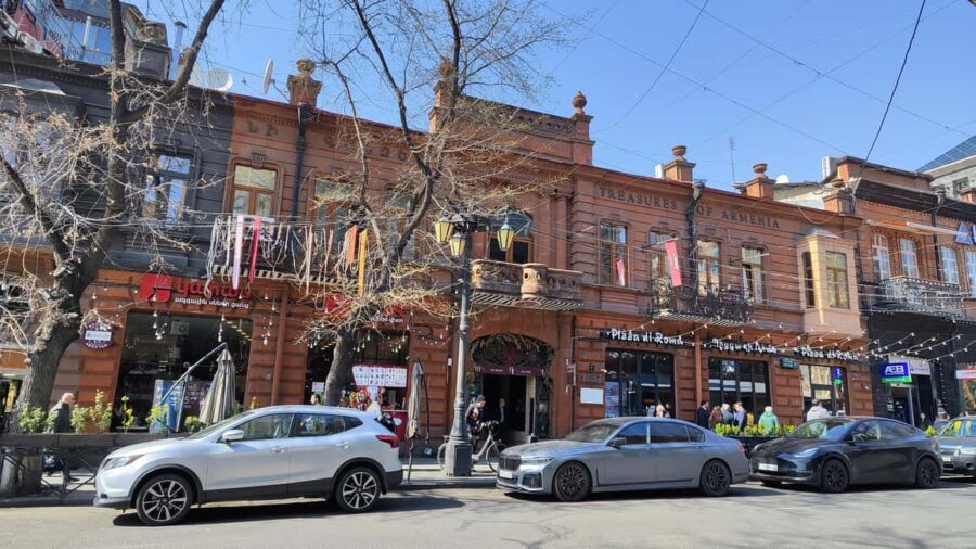 Yerevan: Old stories and secrets - Practical Details and Value