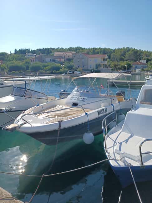 Zadar: Motorboat Jeanneau Cap Camarat 755 Wa 250hp Rental - What You Can Expect from Your Day on the Water