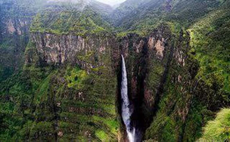 10-Day Ultimate Northern Ethiopia Adventure: History. - Rock-Hewn Churches of Lalibela