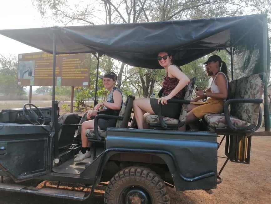 3 Days Elephant Safari at Mole Park with round trip flights - An In-Depth Look at the Tour