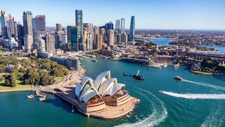 30-minute Private Sydney Harbour Helicopter Tour for 2 - Exploring the Details of the Experience