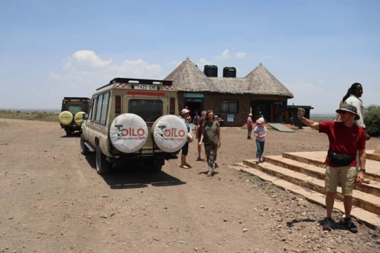 5-Day Group Safari Tarangire, Serengeti, Ngorongoro, Manyara - What Sets This Tour Apart?
