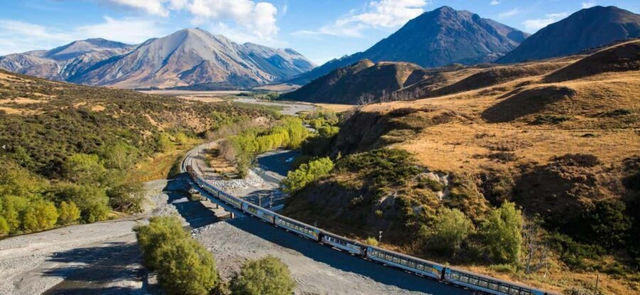 5 Day South Island New Zealand Private Tour from Queenstown - The Itinerary Breakdown: A Day-by-Day Look