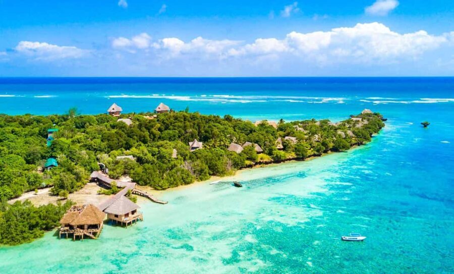 7 Days Kenya Wildlife Safari and Diani Beach Safari - What’s Included and What’s Not