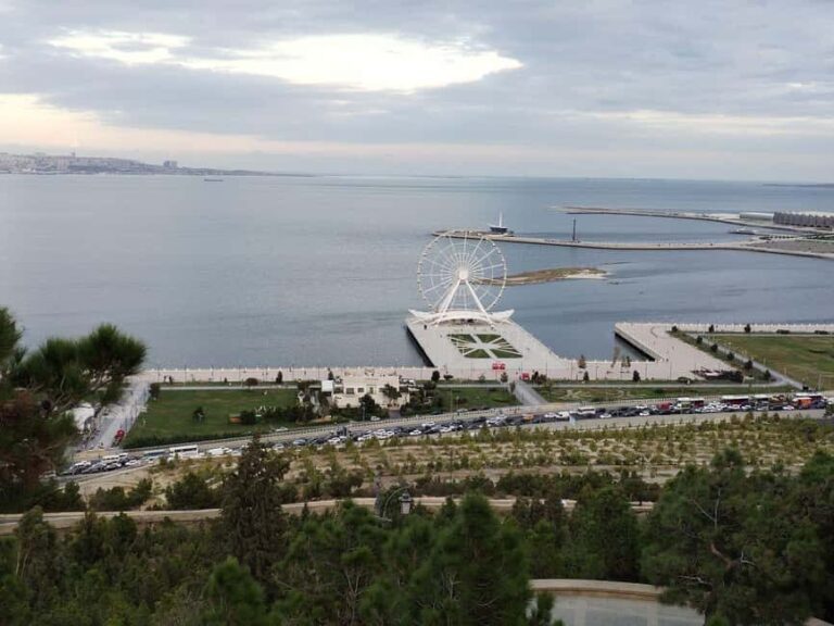 A Full Day Baku City Tour - Exploring Historic Landmarks