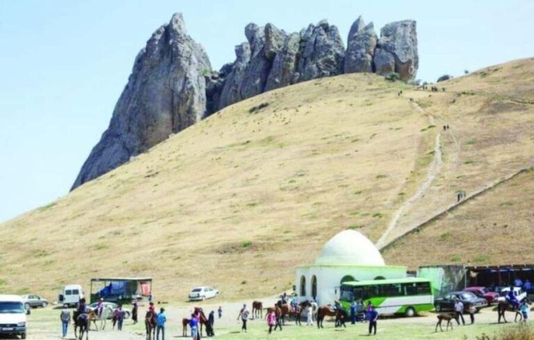 A Full Day Khinalug, Guba and Candy Mountains Tour - What’s Included and What’s Not