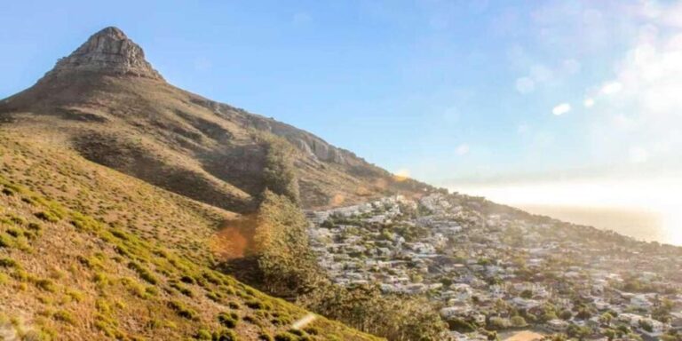 A private Hiking Tour to Lion's Head, Sign Hill, and Bo-kaap - Practical Details and What to Expect