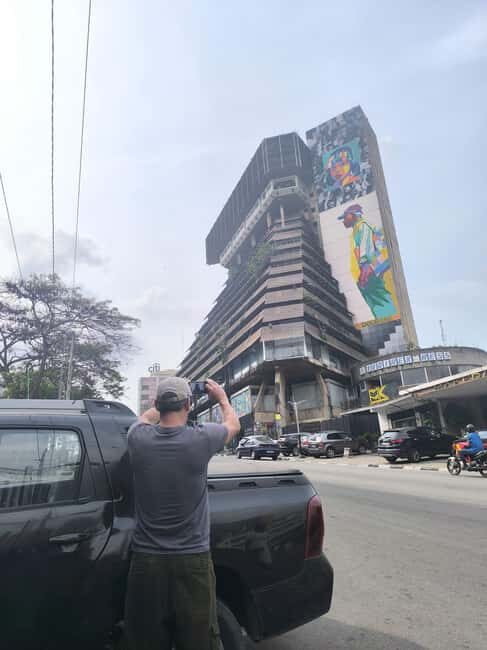 Abidjan: tour of different neighborhoods - The Heart of the City: Le Plateau