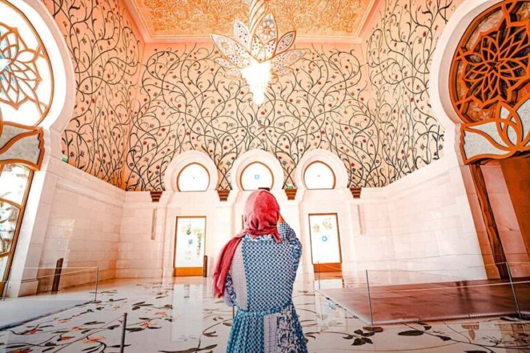 Abu Dhabi: City Tour with Sheikh Zayed Grand Mosque and More - How the Tour Balances Value and Experience