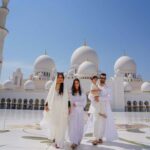 Abu Dhabi: Guided Walking Tour at Sheikh Zayed Grand Mosque - A Detailed Look at the Guided Tour Experience