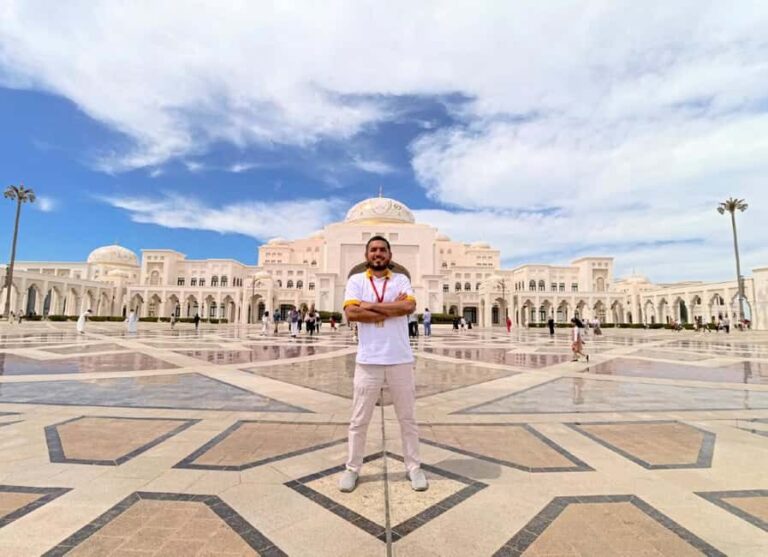 Abu Dhabi: Inside Qasr Al Watan Walking Tour - Heritage and Cultural Exhibits