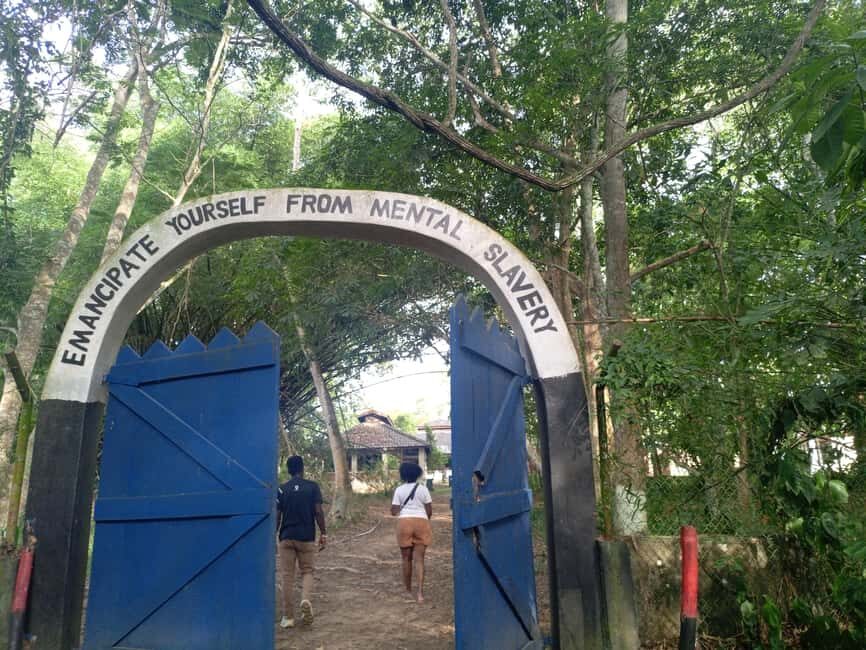Accra: Cape Coast & Last Bath Tour ( Ancestry) - A detailed look at what this tour offers