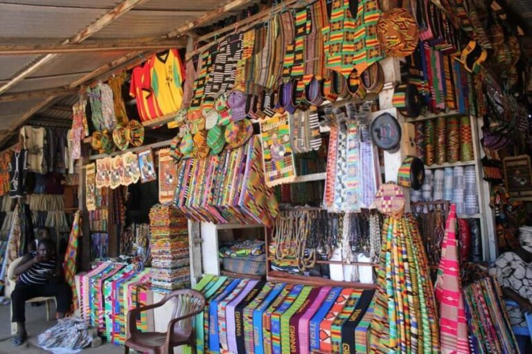 Accra City Tour Experience - The Kwame Nkrumah Mausoleum: Ghana’s Independence Symbol