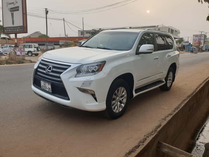 Accra: Whirlwind Guided City Tour by Car with Entry Fees - Practical Tips for Making the Most of Your Day